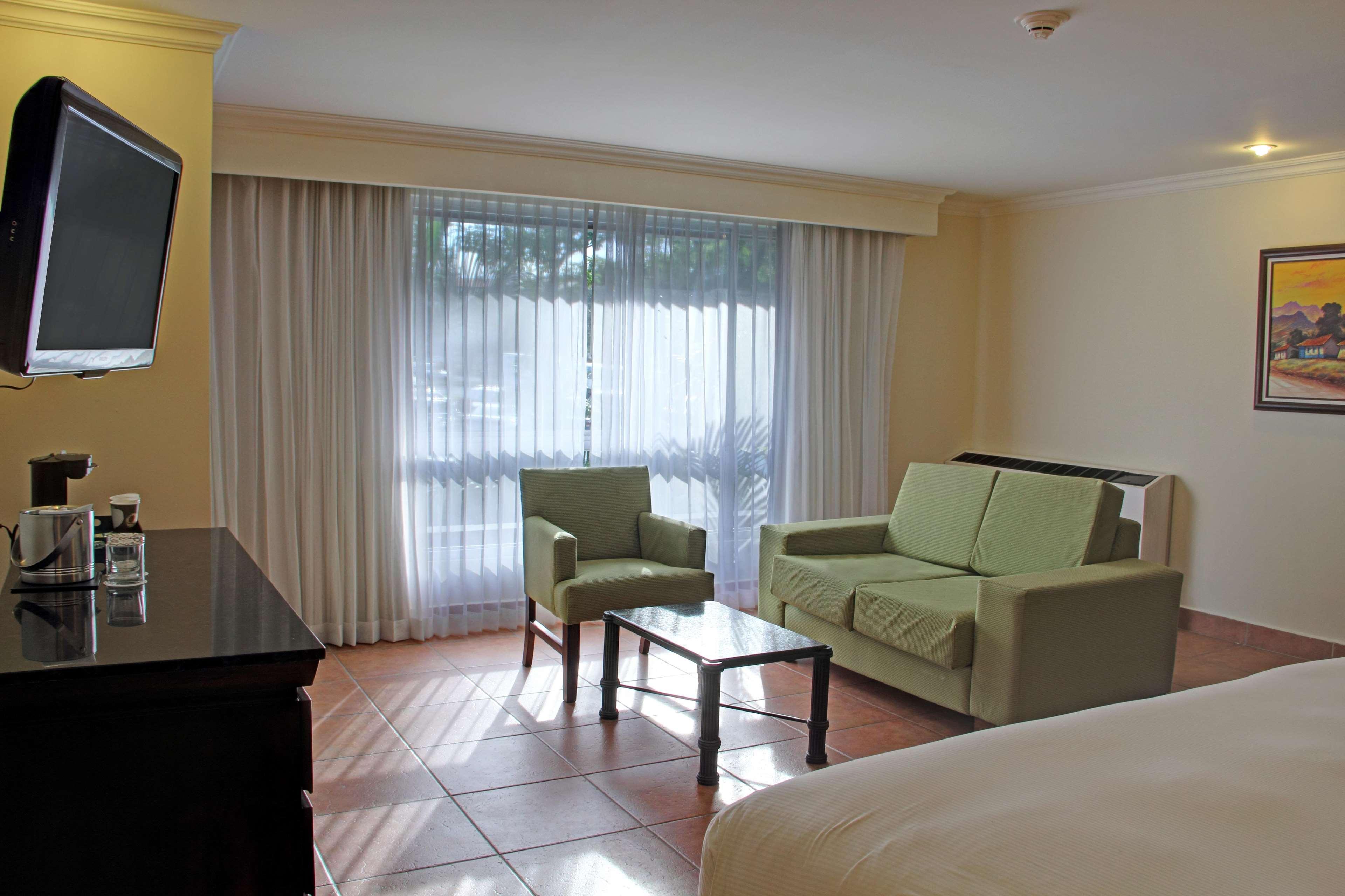 Hilton Cariari Doubletree San Jose - Costa Rica Hotel Exterior photo A room at the hotel