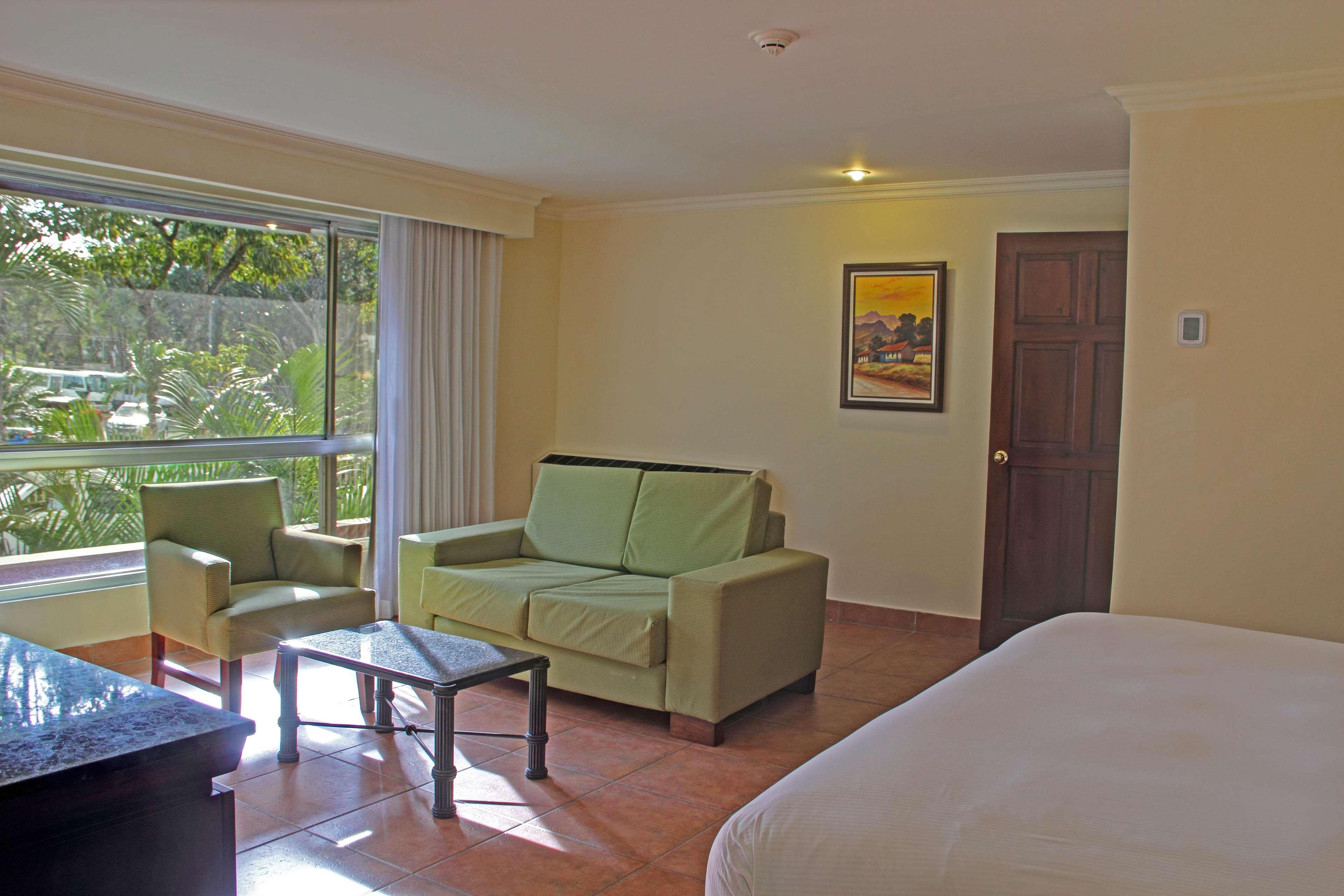 Hilton Cariari Doubletree San Jose - Costa Rica Hotel Exterior photo A room at the hotel