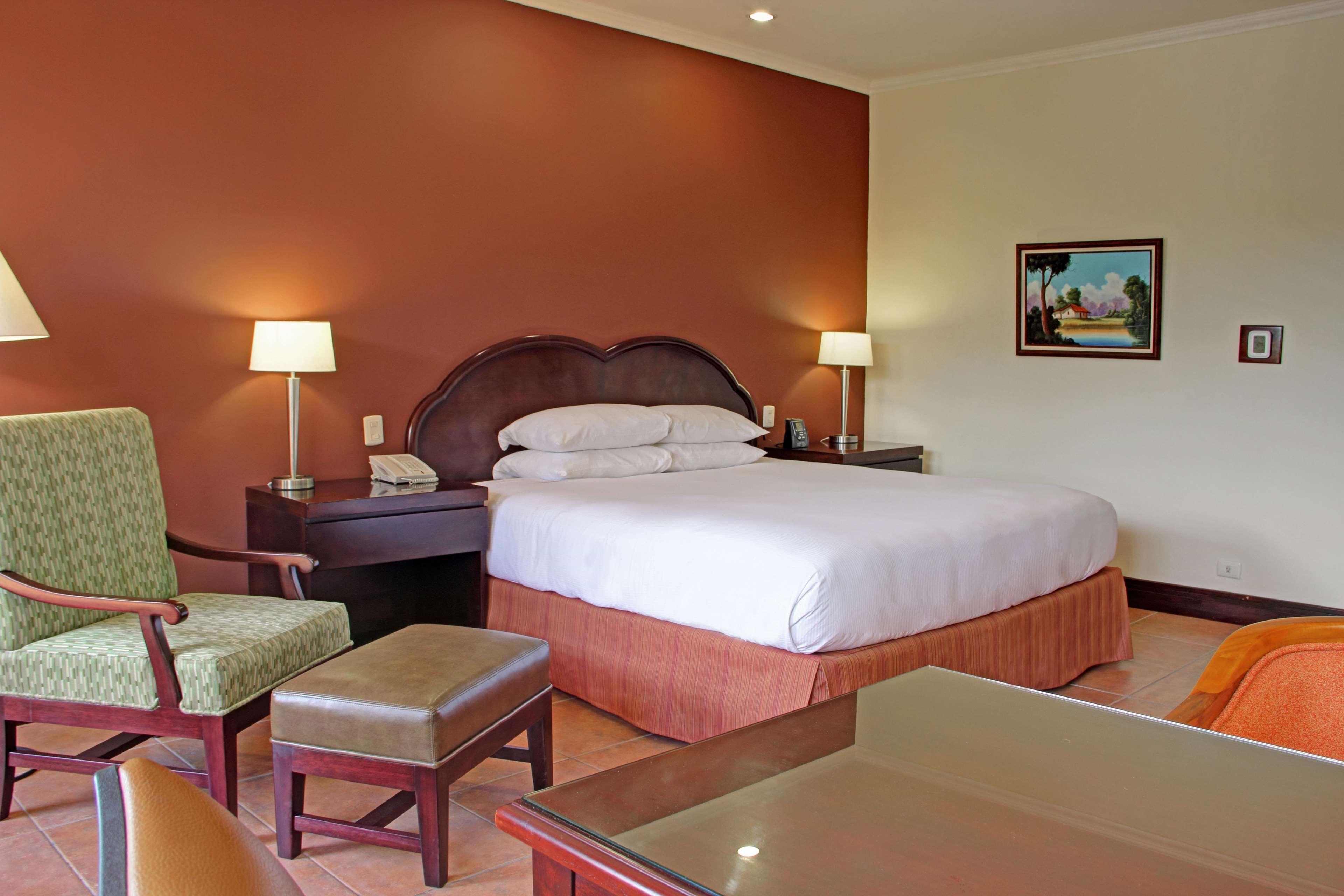 Hilton Cariari Doubletree San Jose - Costa Rica Hotel Exterior photo A room at the hotel
