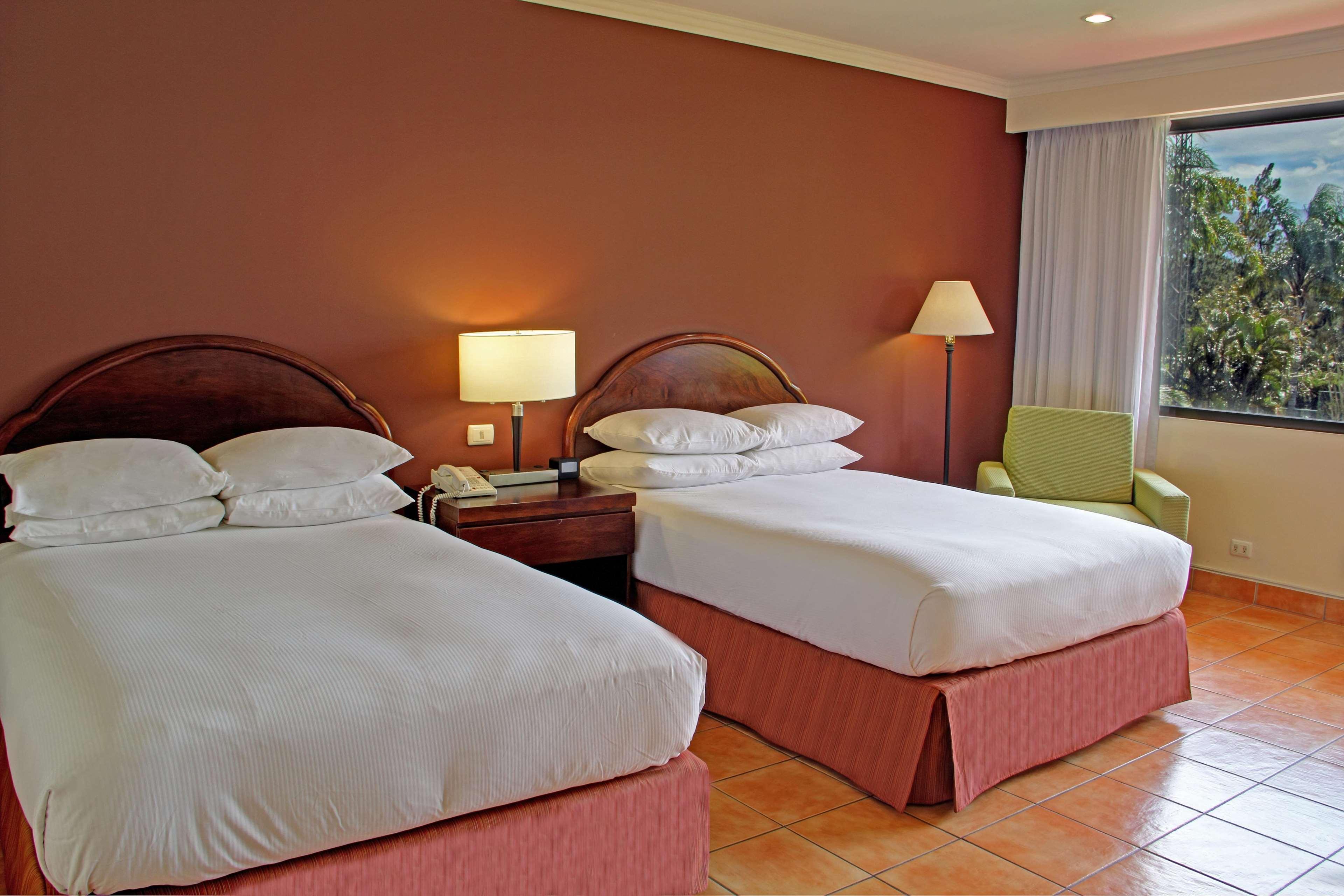 Hilton Cariari Doubletree San Jose - Costa Rica Hotel Exterior photo A typical room at the hotel