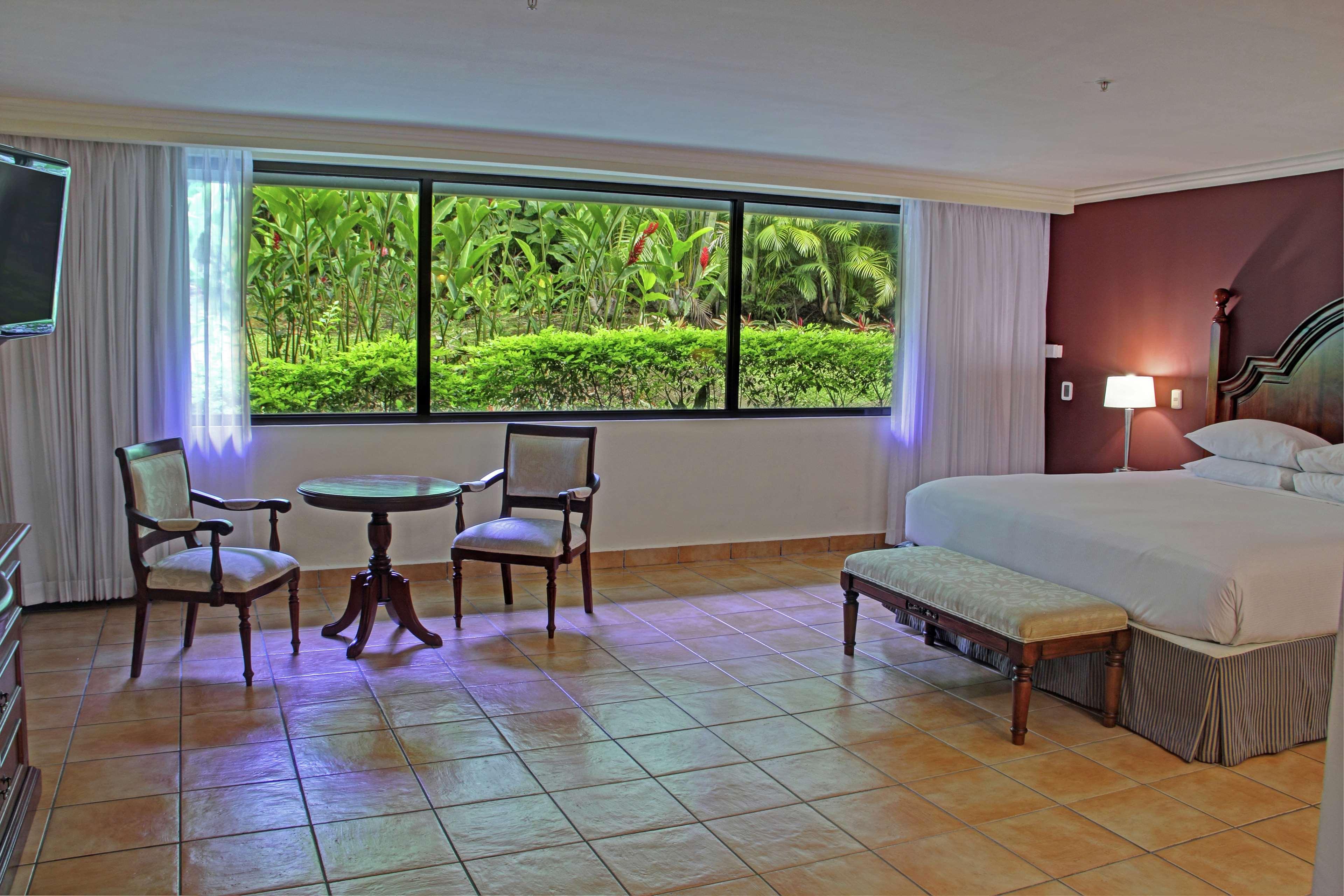 Hilton Cariari Doubletree San Jose - Costa Rica Hotel Exterior photo A room at the hotel