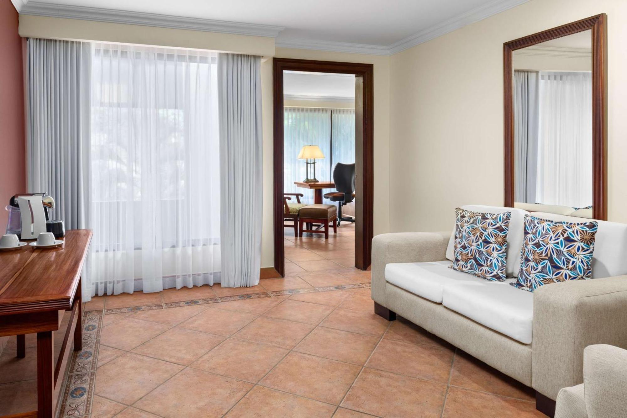 Hilton Cariari Doubletree San Jose - Costa Rica Hotel Exterior photo