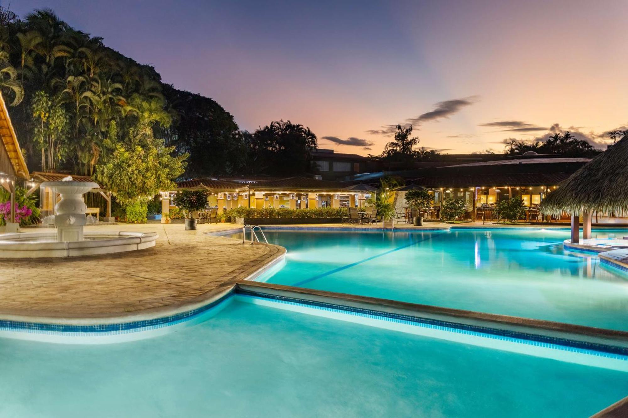 Hilton Cariari Doubletree San Jose - Costa Rica Hotel Exterior photo