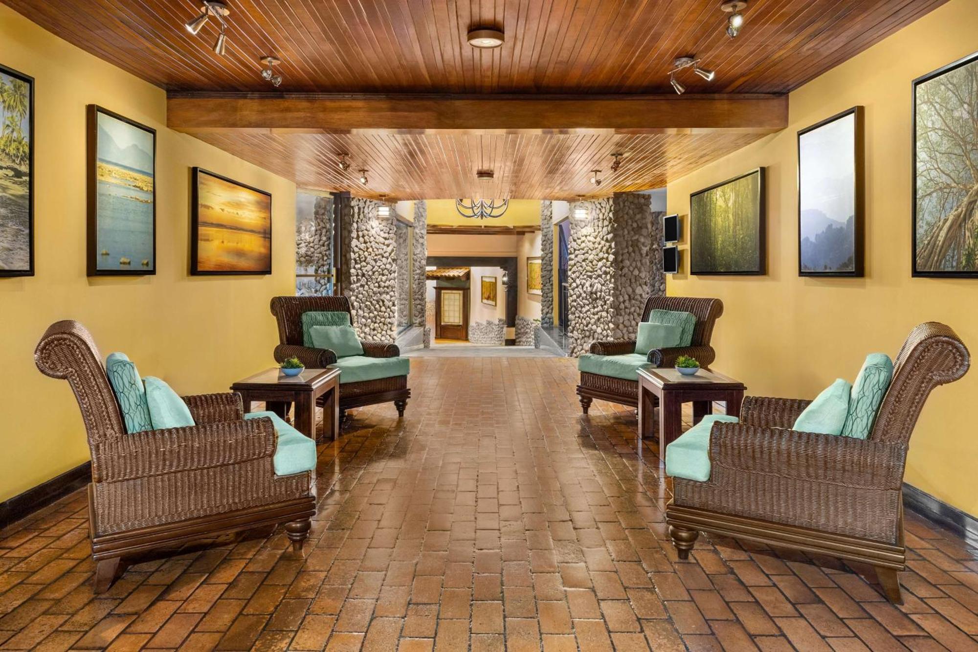 Hilton Cariari Doubletree San Jose - Costa Rica Hotel Exterior photo
