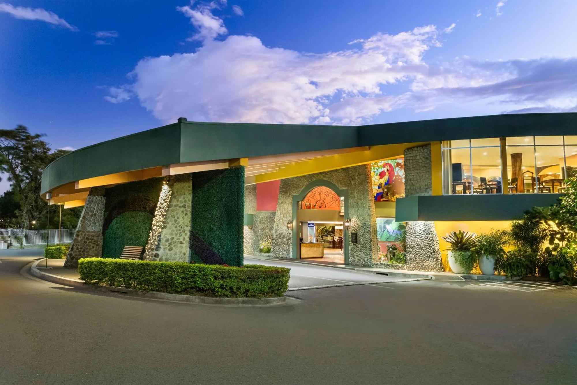 Hilton Cariari Doubletree San Jose - Costa Rica Hotel Exterior photo